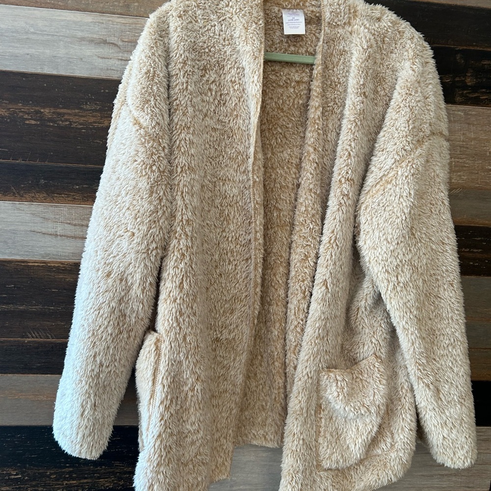 New Secret Treasures Fluffy
Warm Jacket Tan Size 3x New
